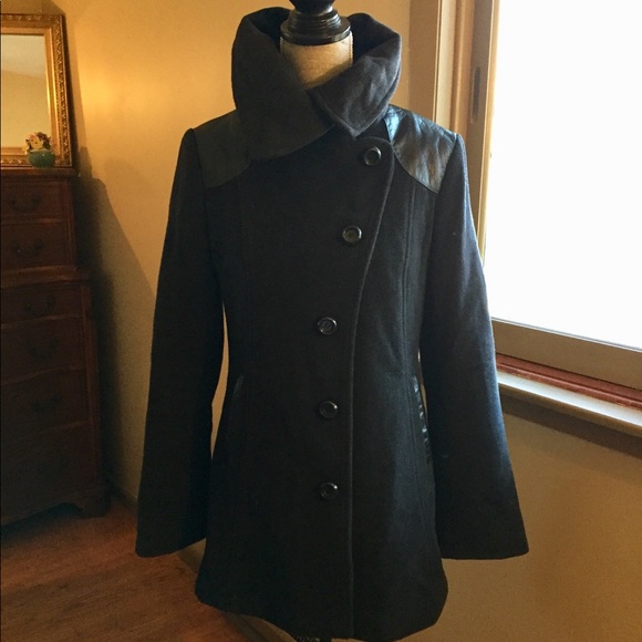 Mackage Jackets & Blazers - Mackage L black wool/cashmere/leather trim coat